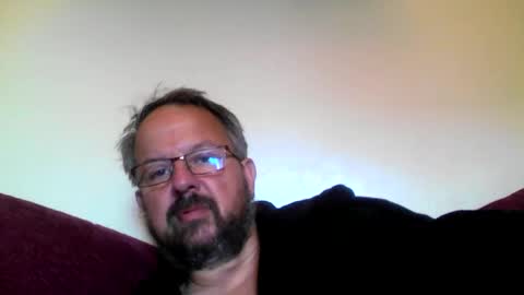 Snapshot of robx32 chatting on September 16, 7:44 am Rob online show from September 16, 7:44 am