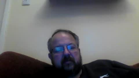 Snapshot of robx32 chatting on February 18, 10:03 pm Rob online show from February 18, 10:03 pm