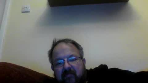 Snapshot of robx32 chatting on February 18, 6:15 am Rob online show from February 18, 6:15 am