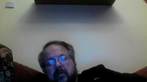 Snapshot of robx32 chatting on February 2, 10:17 pm Rob online show from February 2, 10:17 pm