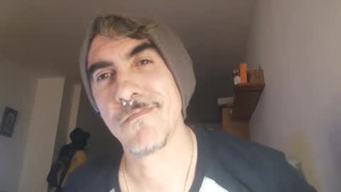 robynhotchilli online show from November 29, 2:41 am