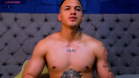 rocco_santos online show from October 12, 3:32 am