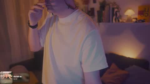 Rocket Bunny online show from September 9, 11:05 pm