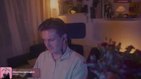 Rocket Bunny online show from September 12, 11:29 pm