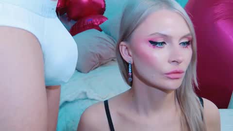 Lina and Den online show from February 23, 7:21 am