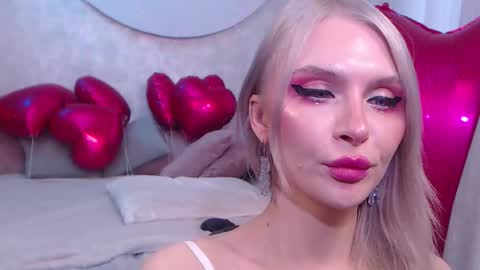 Lina and Den online show from February 20, 7:10 am