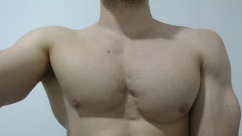 rocky muscle online show from March 22, 8:02 pm