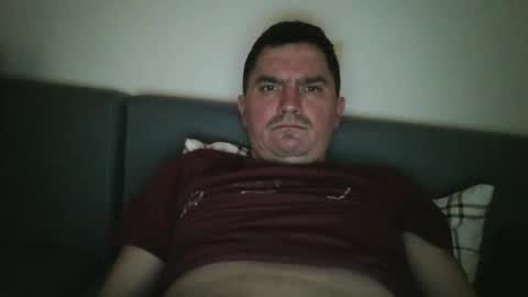 rokvicrale2705 online show from March 16, 2:32 pm