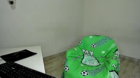 rolling_05 online show from December 15, 3:13 am