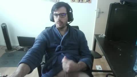 romainb72 online show from November 21, 8:56 am