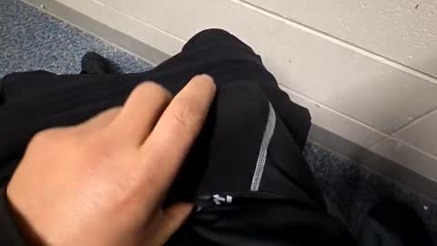 roman5022 online show from March 2, 6:14 am