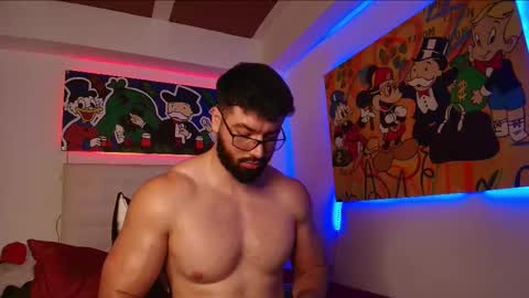 Roman Lux online show from February 23, 11:00 am