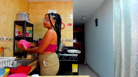 Is A Belle online show from October 16, 12:21 am