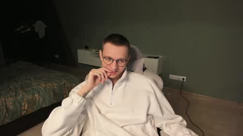 Romeo online show from March 12, 4:41 am