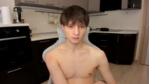 Romeo online show from November 22, 4:00 am