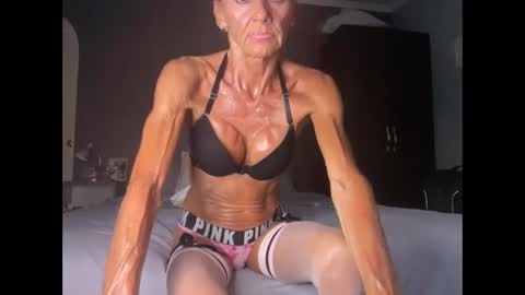 romeodiamond online show from February 18, 6:30 pm