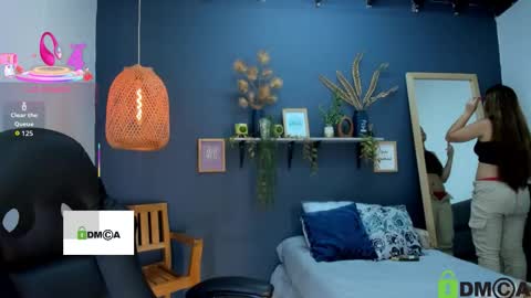 romi online show from November 9, 7:49 pm