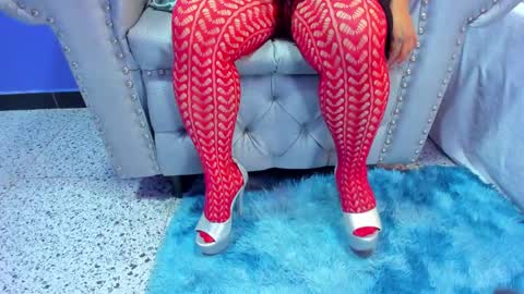 Snapshot of romina017 chatting on October 5, 2:53 am Romi online show from October 5, 2:53 am