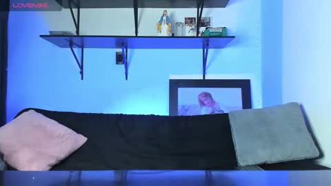 Ronnie online show from October 25, 8:31 pm