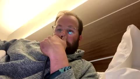 ronny2447 online show from November 4, 3:41 am