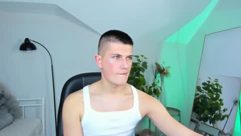 Rony online show from December 3, 10:12 pm