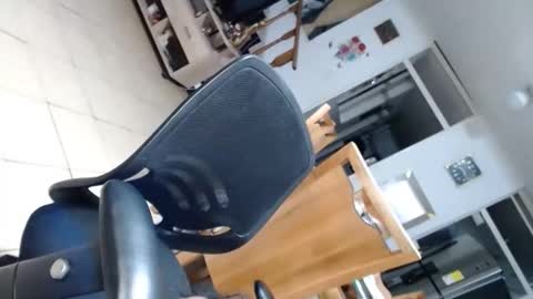 herreraisa offical online show from March 2, 8:38 am