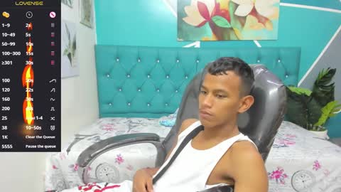 Snapshot of rory_castro chatting on October 19, 12:26 am RORY CASTRO online show from October 19, 12:26 am