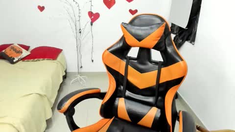 rory_peters_ online show from March 2, 7:53 pm