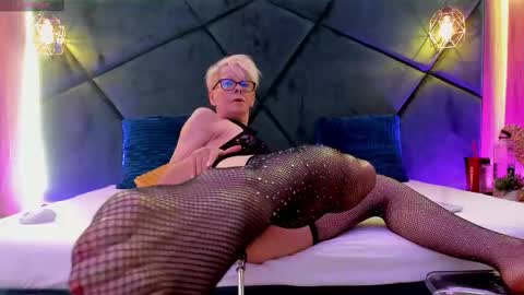 Rose online show from September 11, 5:09 am