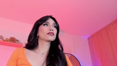 Snapshot of rose__saenz chatting on October 19, 10:47 pm Rose Saenz online show from October 19, 10:47 pm