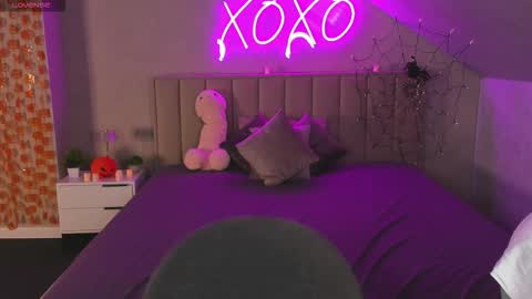 Kimberlly online show from November 4, 12:45 am