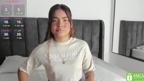 Snapshot of rose_evans__ chatting on March 3, 1:12 pm Rose online show from March 3, 1:12 pm