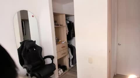 Jhoan Alexis online show from April 8, 6:44 pm