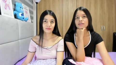 Rose y Miah online show from April 3, 3:02 am