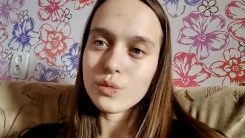 Sophie online show from January 8, 4:07 am