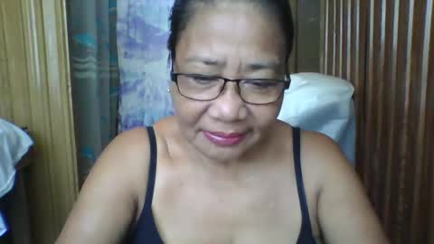 Snapshot of rosebelle66 chatting on October 8, 6:41 am rosebelle66 online show from October 8, 6:41 am