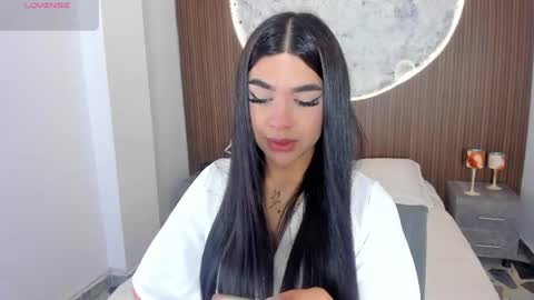 Rose online show from April 18, 2:41 pm