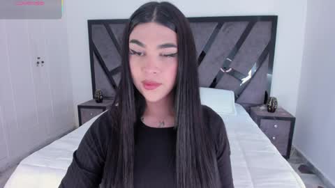 Rose online show from April 21, 2:02 pm