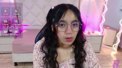 rosee_tay1 online show from January 7, 11:59 am