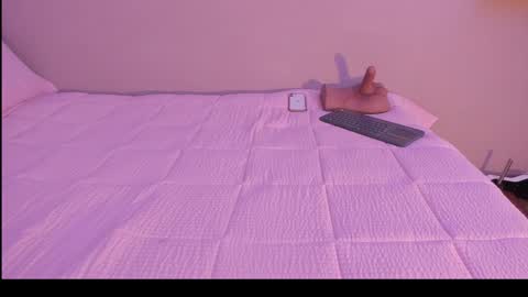 Snapshot of roselyn_caprice chatting on September 13, 11:34 am roselyn online show from September 13, 11:34 am