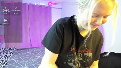 rosethomas_ online show from November 9, 6:54 pm