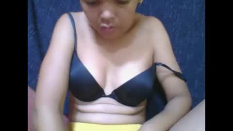 rosia685234 online show from February 6, 9:35 am