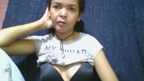 rosia685234 online show from March 10, 3:56 am