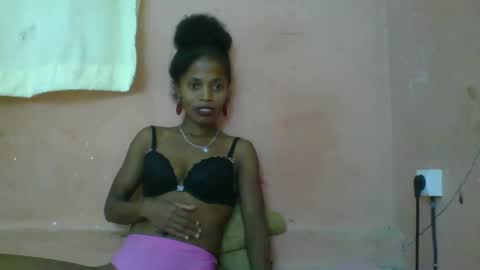 Snapshot of rosiahot1 chatting on March 10, 6:01 pm rosia online show from March 10, 6:01 pm