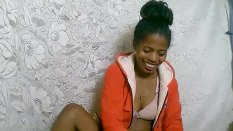 Snapshot of rosiahot1 chatting on October 11, 5:23 am rosia online show from October 11, 5:23 am