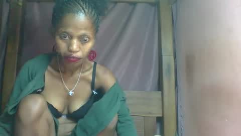Snapshot of rosiahot1 chatting on March 8, 4:01 am rosia online show from March 8, 4:01 am