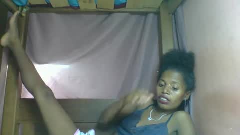 Snapshot of rosiahot1 chatting on March 4, 9:40 am rosia online show from March 4, 9:40 am