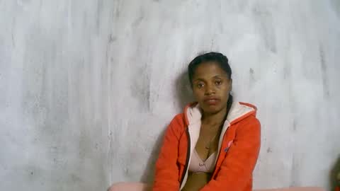Snapshot of rosiahot1 chatting on September 12, 2:02 am rosia online show from September 12, 2:02 am
