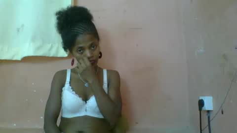 Snapshot of rosiahot1 chatting on March 9, 8:29 am rosia online show from March 9, 8:29 am