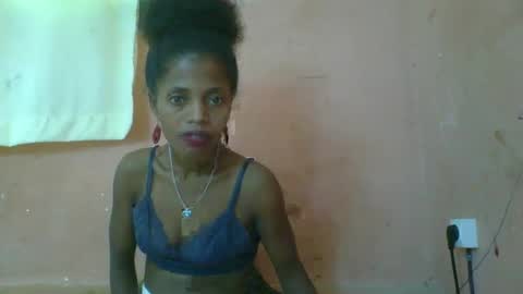 Snapshot of rosiahot1 chatting on March 11, 7:46 am rosia online show from March 11, 7:46 am